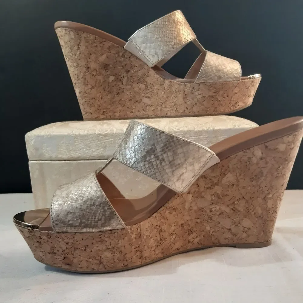 Boston Proper beige gold